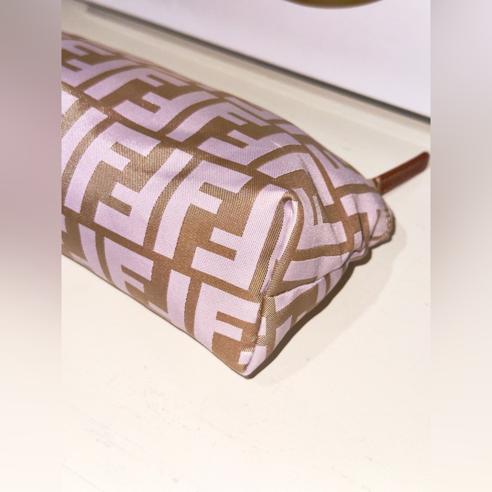 Fendi Pink Zucca Makeup Bag/ Pouch - Picture 3 of 10